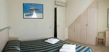 Hotel Onda Marina 3*