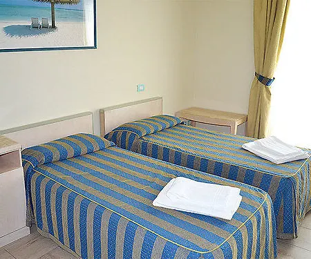Hotel Onda Marina 3*